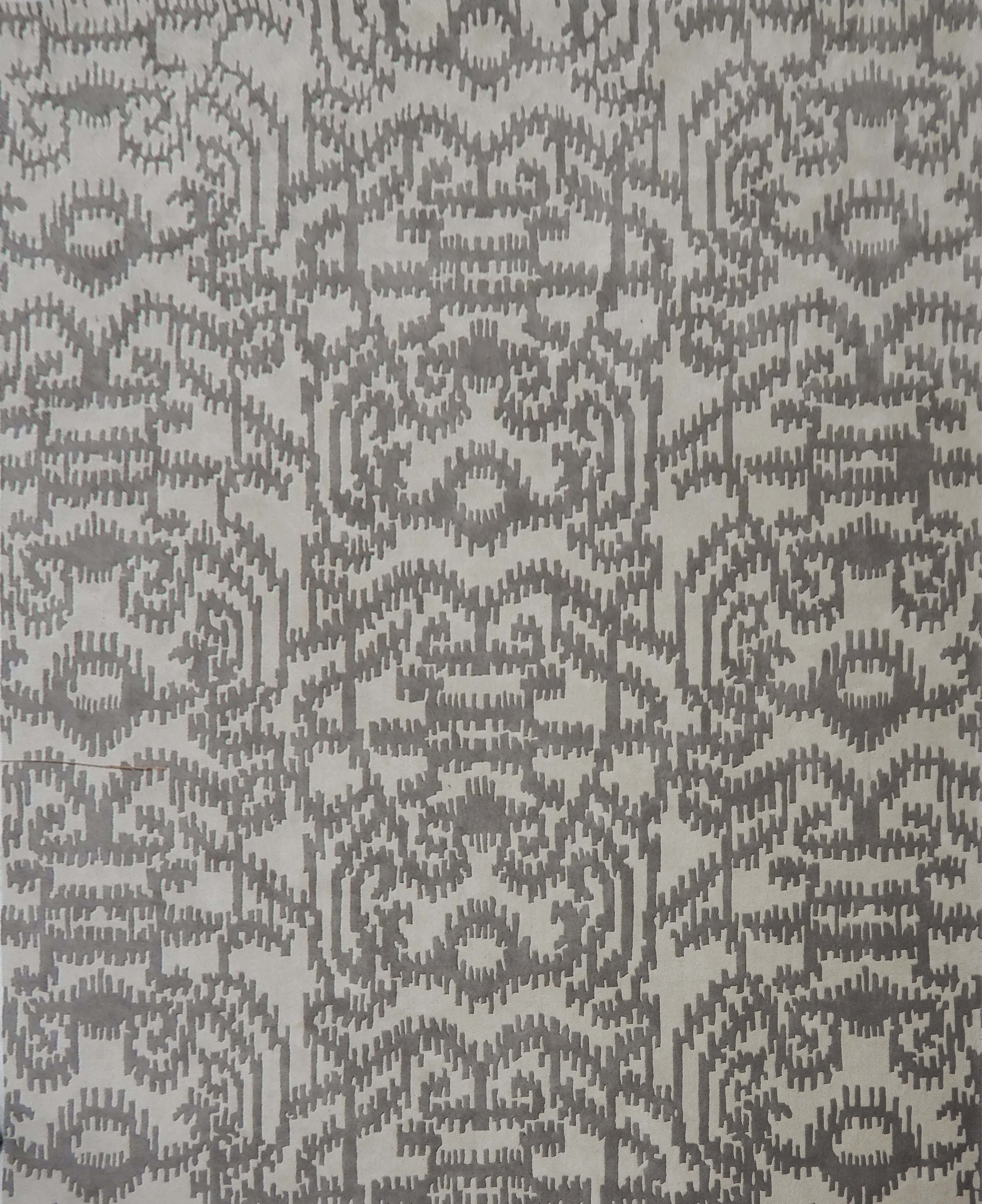 Circular Hand Tufted Rug Design